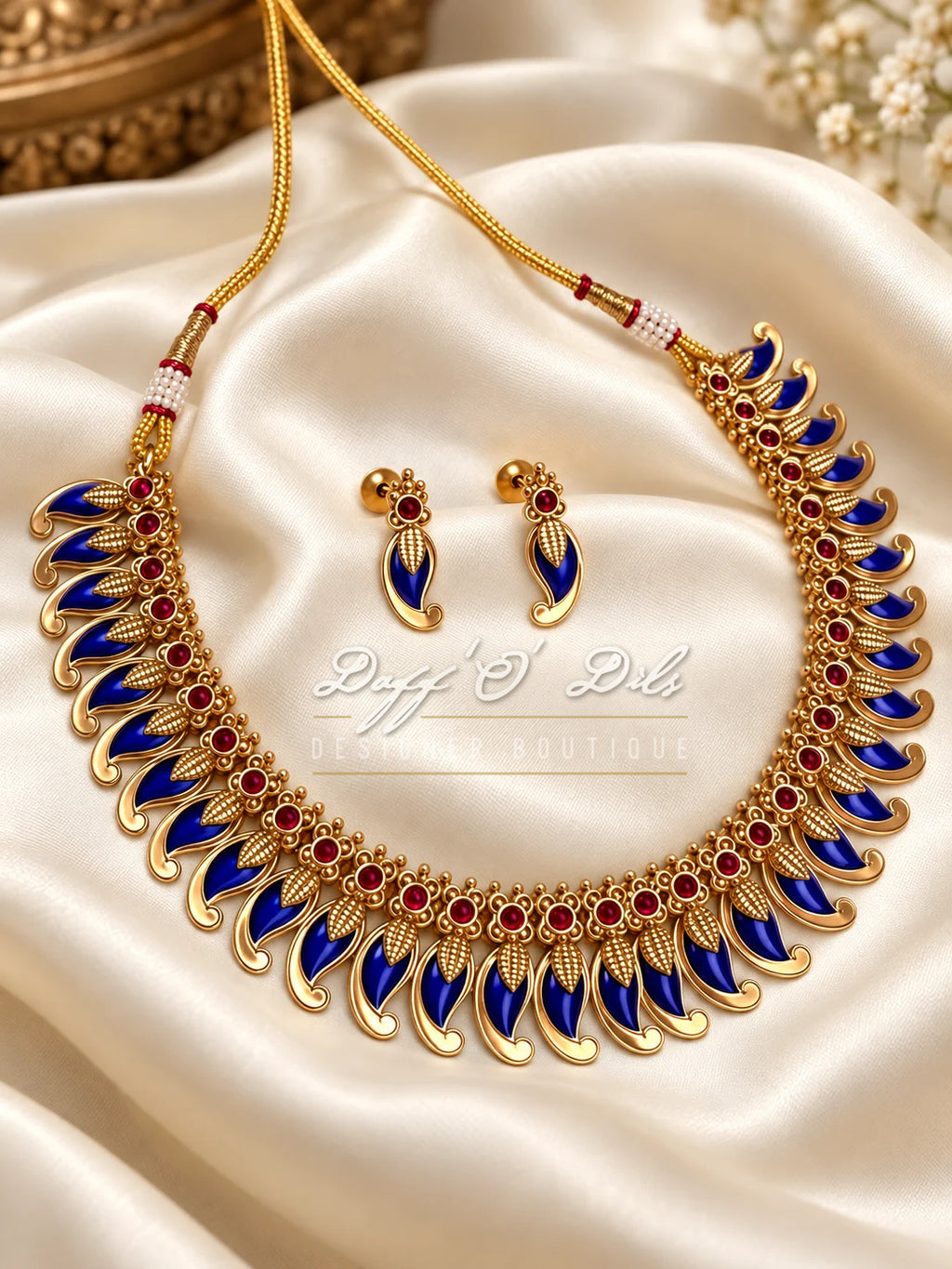 TRADITIONAL ROYAL BLUE & RED PAISLEY NECKLACE SET