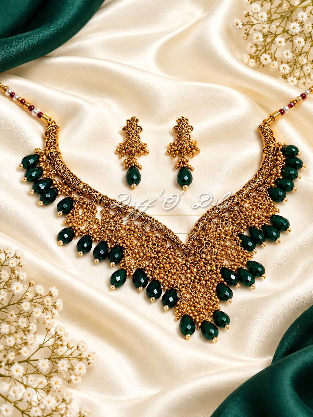 ANTIQUE GOLD-TONE NECKLACE & EARRING SET