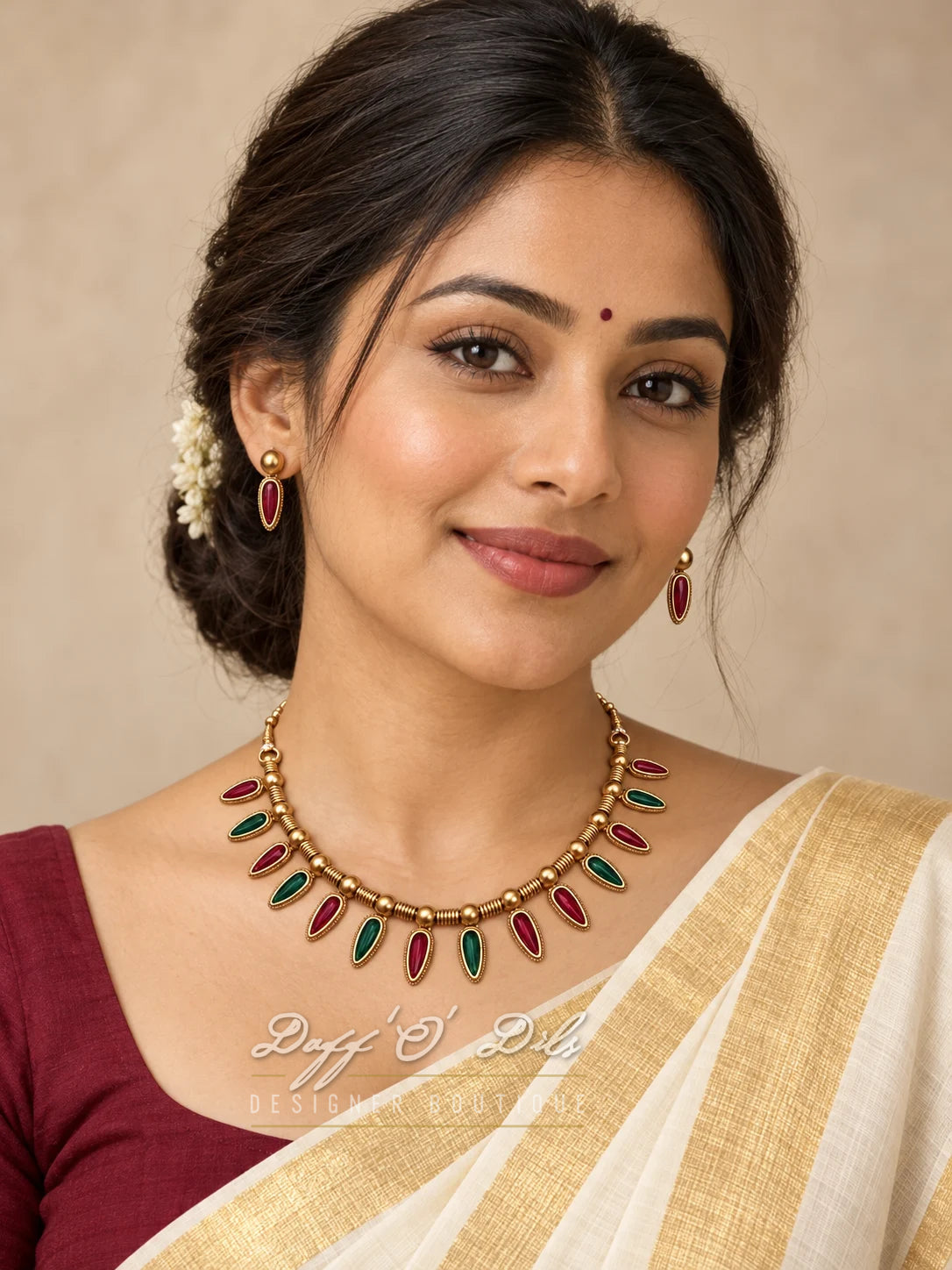 Traditional Antique Red &amp; Green Gold-Tone Jewelry Set